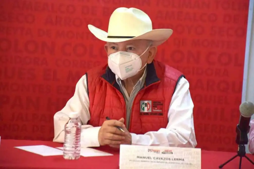 Alejandro Moreno, Presidente Nacional del PRI, anunció que el exgobernador de Tamaulipas, Manuel Cavazos fue removido de su cargo, tras emitir comentarios misóginos sobre el caso de Cuauhtémoc Blanco.