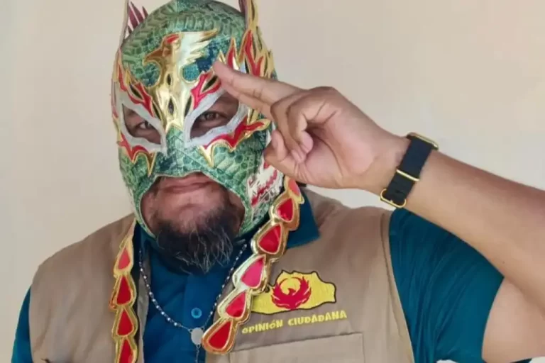 El influencer José Carlos González Herrera, mejor conocido como ‘El Fénix’, fue asesinado a balazos la noche del miércoles en pleno centro de Acapulco.
