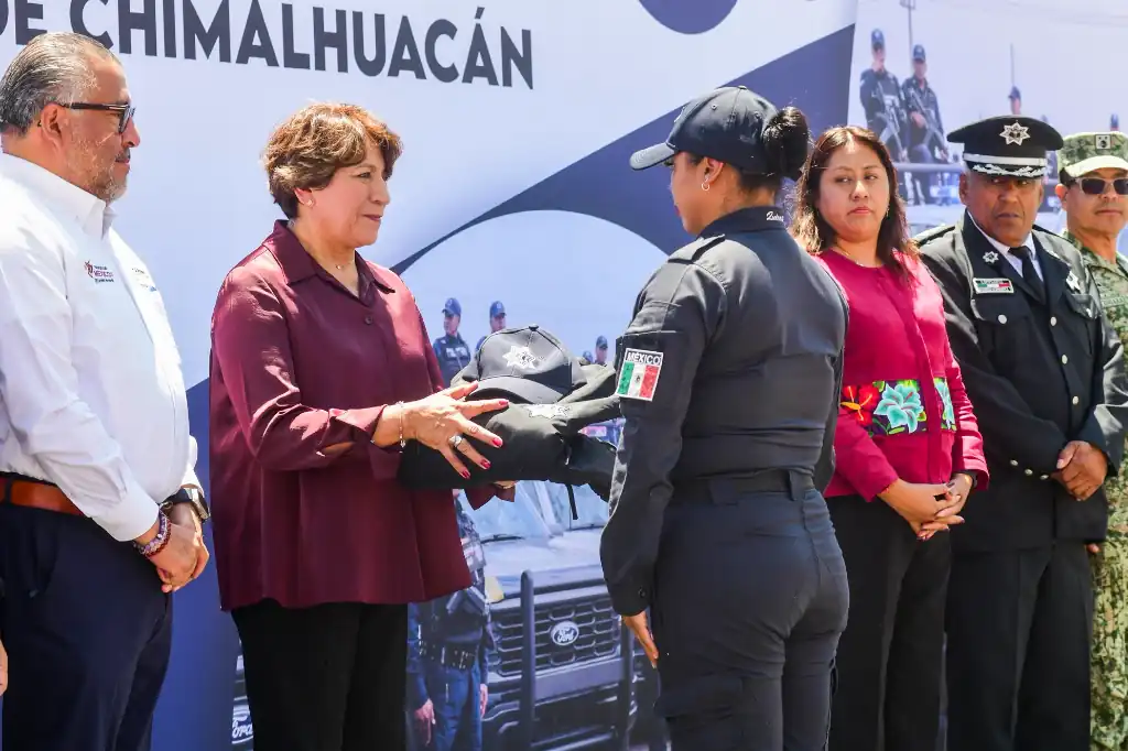 Como parte del plan de rescate y fortalecimiento de la seguridad en la zona oriente del Estado de México, la gobernadora Delfina Gómez Álvarez entregó 20 nuevas patrullas y equipamiento a la Dirección de Seguridad Pública y Tránsito Municipal de Chimalhuacán, con una inversión cercana a los 50 millones de pesos.