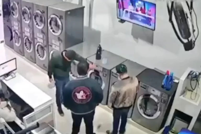 El inicio de diciembre, una de las temporadas comerciales más fuertes del año, se vio marcado por un violento ataque armado dentro de Plaza Arkana, en Cuautitlán Izcalli.