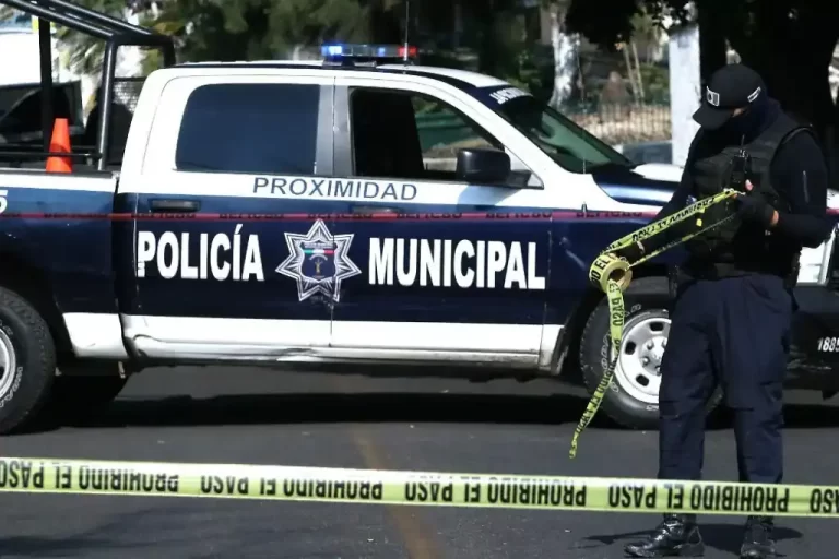 Balacera en Texcoco deja un policía lesionado y activa operativo de seguridad en San Simón.