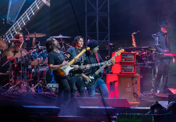 Caifanes desata una multitudinaria convocatoria en el Festival Alfeñique 2026