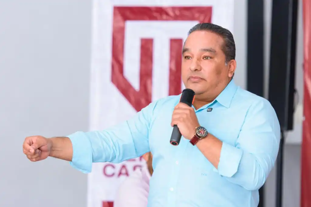Erwin Castelán entra a la contienda interna de Morena en Coacalco rumbo a 2027